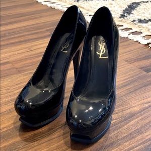 Yves Saint Laurent Tribute Pumps Black Patent